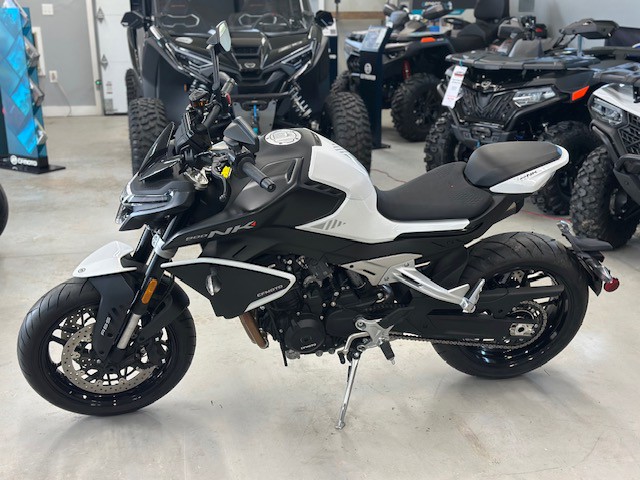 2024 CFMOTO 800NK Street Bikes