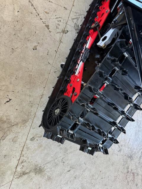 2026 Polaris 850 INDY VR1 137 DYNAMIX Snowmobiles