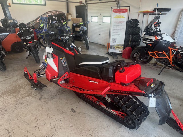 2021 Polaris 650 INDY VR1 137 Snowmobiles