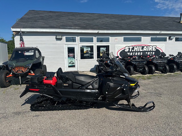 2025 Ski-Doo Skandic LE 154 900 ACE 24 Snowmobiles