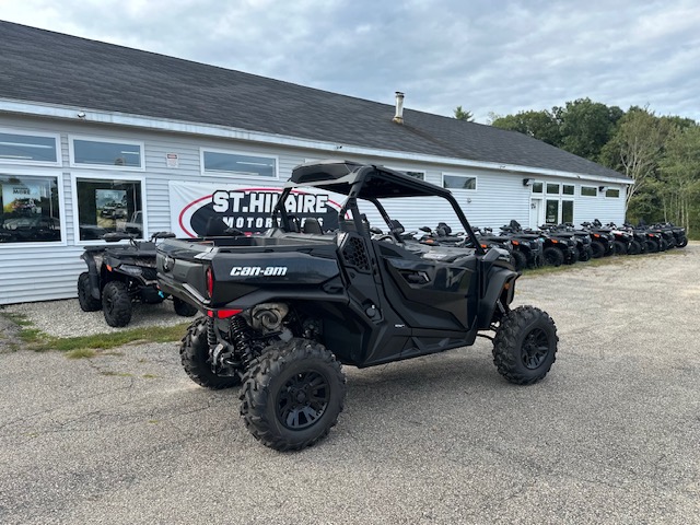 2026 Can-Am Commander XT 1000R Side x Side