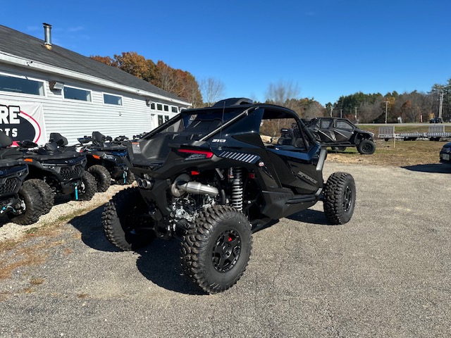 2026 CFMOTO ZFORCE Z10 Side x Side