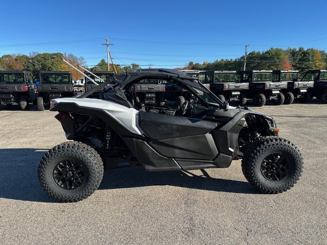 2023 Can-Am Maverick X3 DS Turbo RR 64 Side x Side